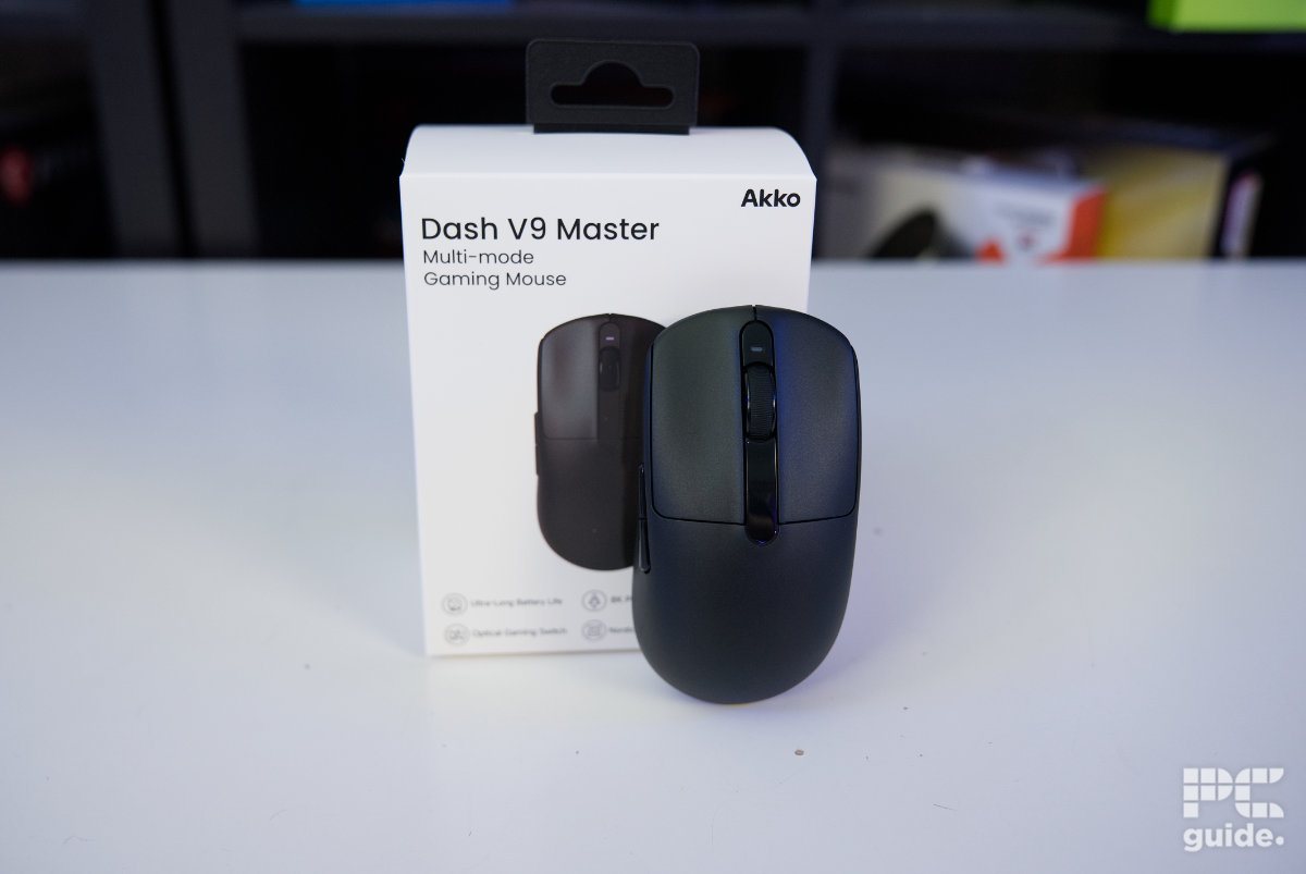 Akko Dash V9 Master review: fast and lightweight, but rather small